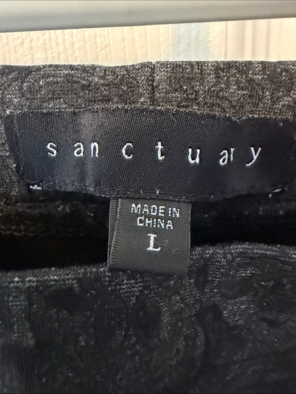 Sanctuary Charcoal Patterned Ankle Pants New no tags stretchy comfortable